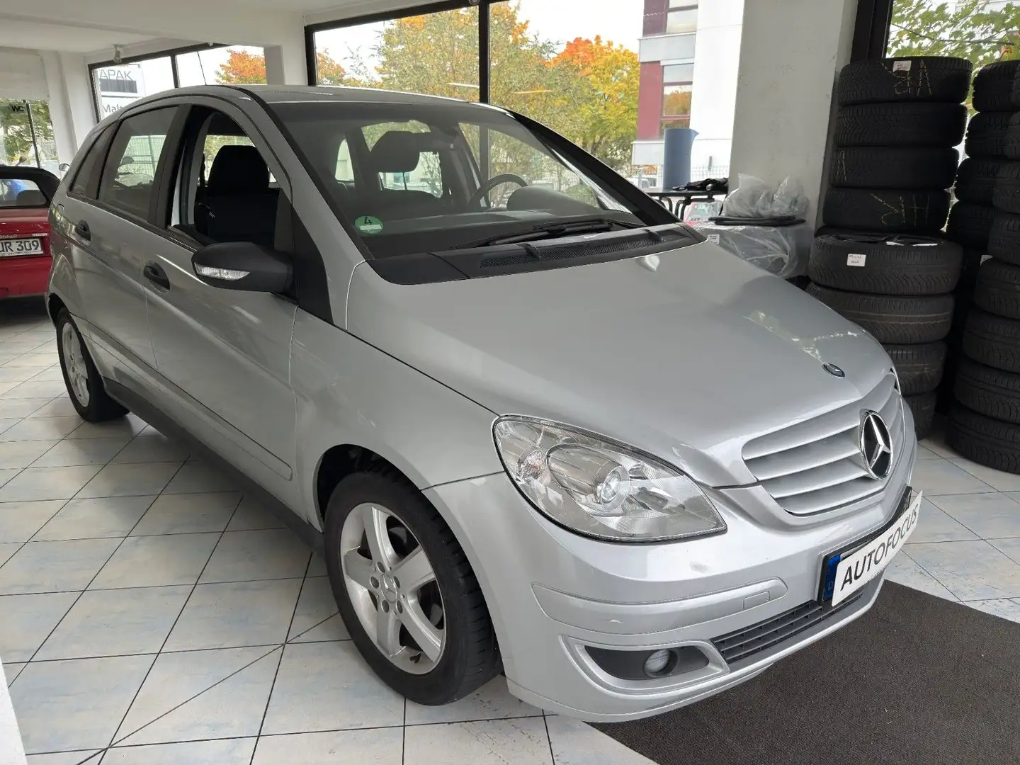 Mercedes-Benz B 170 *Sommer + Winterreifen Plateado - 1