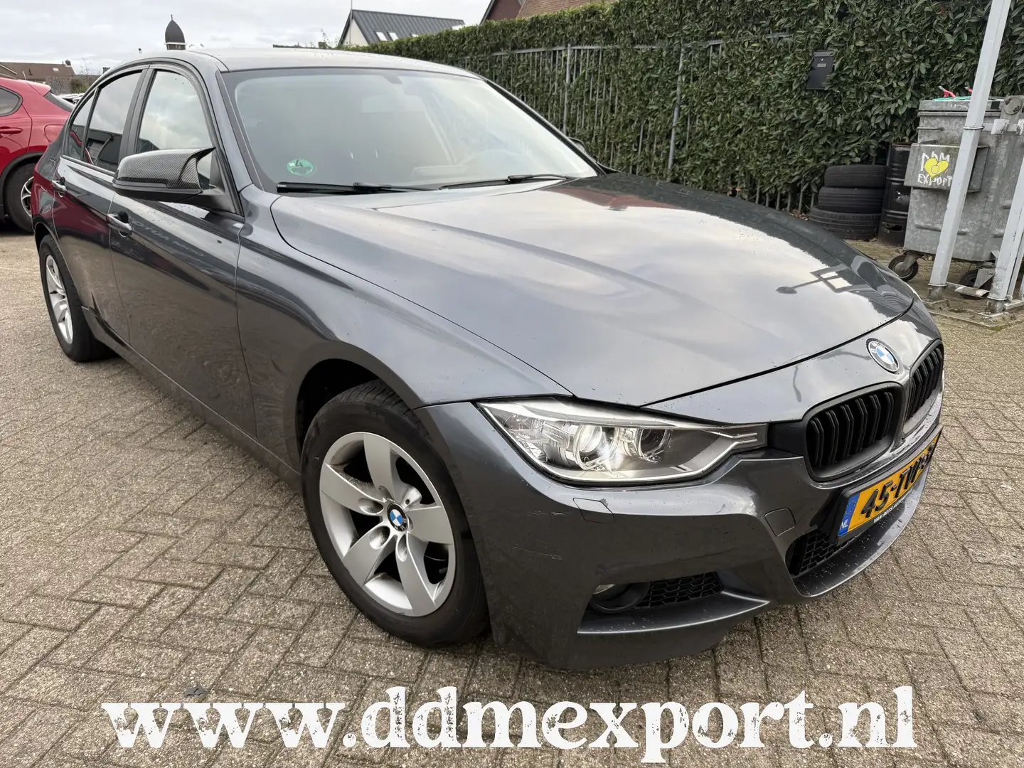 BMW 320 3-serie 320i High Executive AUT/CLIMA/NAVI/XENON - Grijs - 1