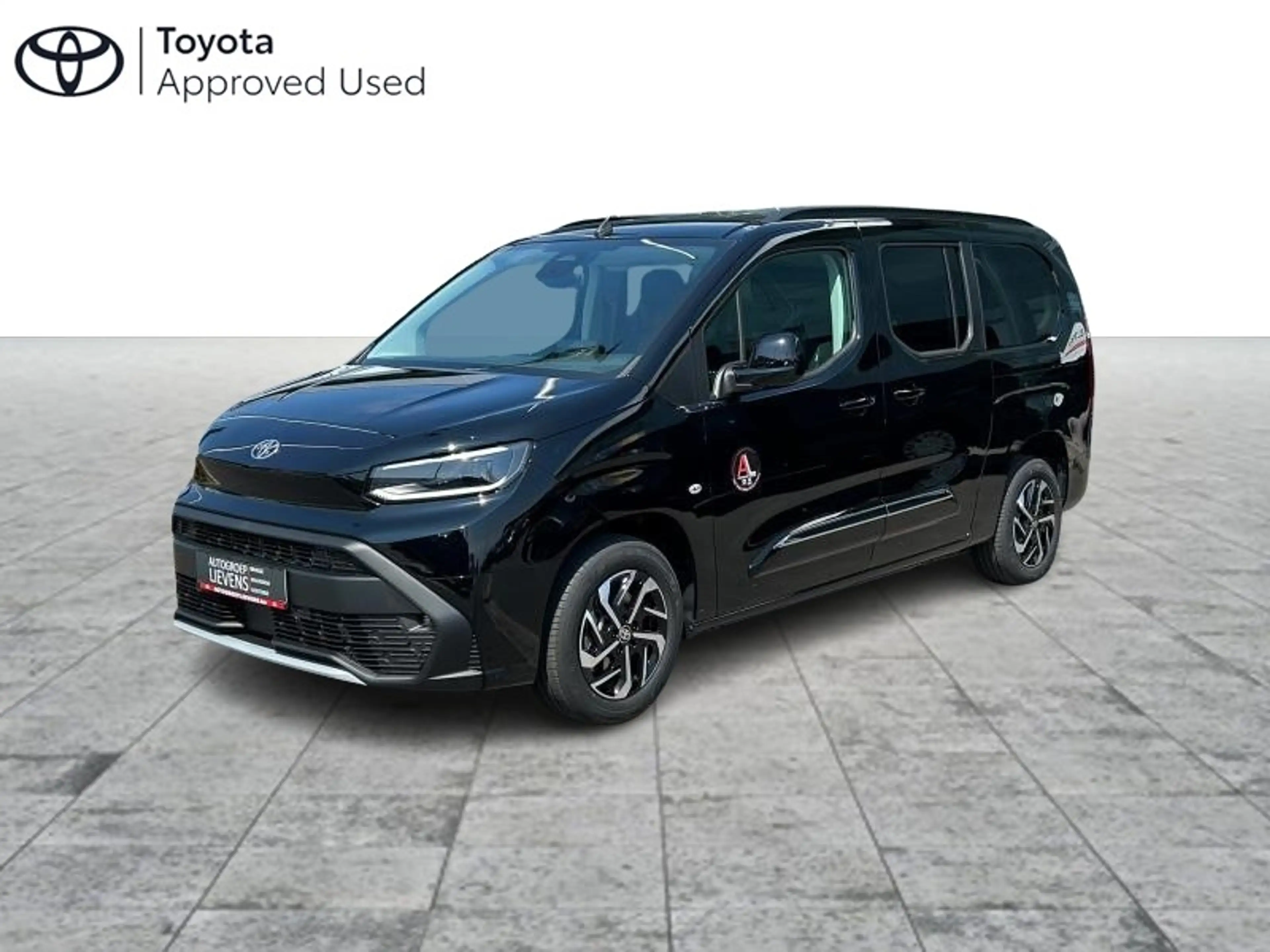 Toyota Verso 1.2B MT LWB Family 7pl