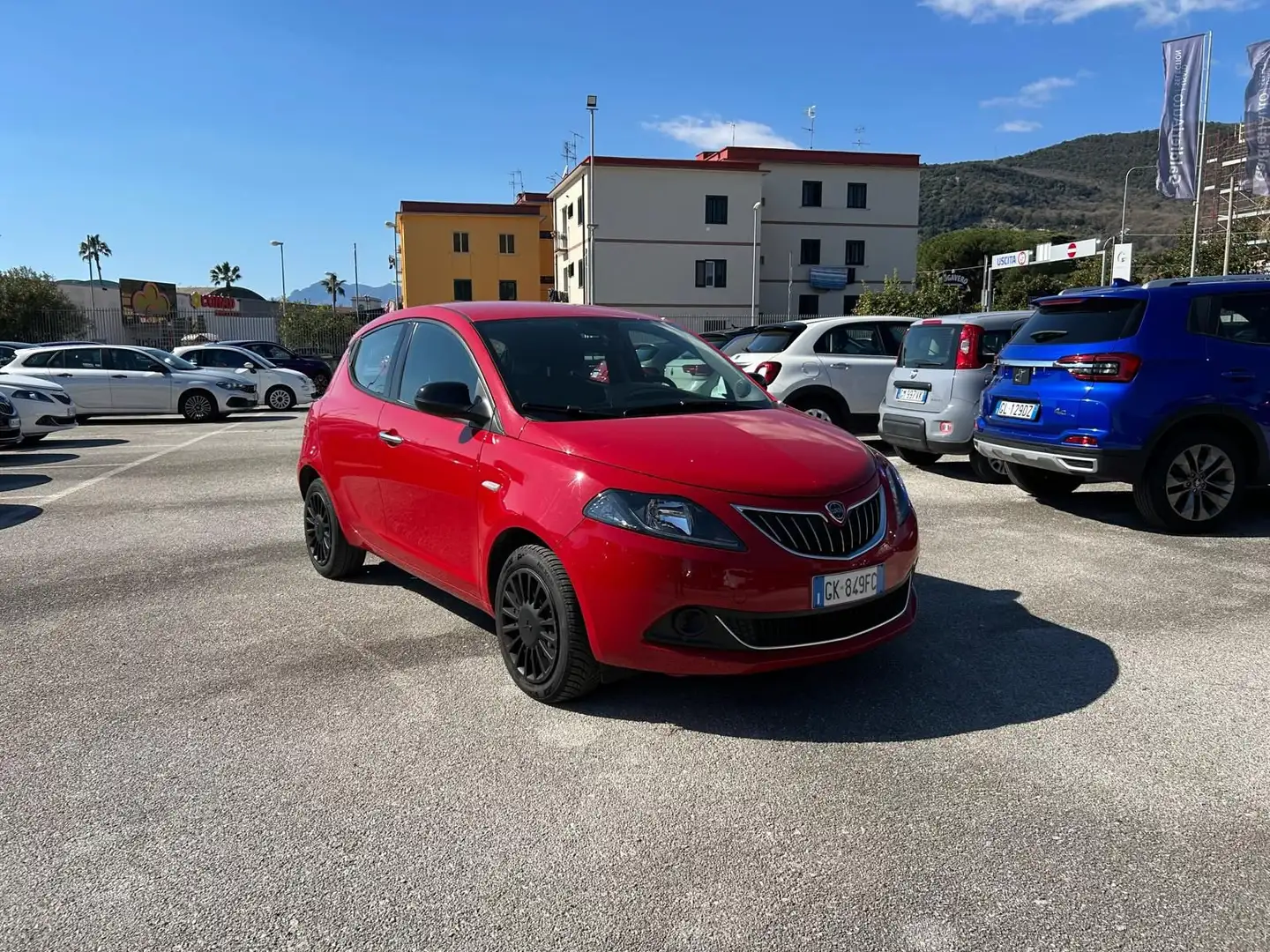 Lancia Ypsilon 1.0 70cv hybrid silver Rot - 2