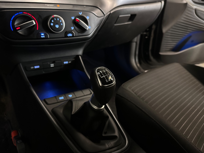 Hyundai i20 1.0 T-GDI | Comfort 5-Drs | Airco | Camera | Carpl — photo 13