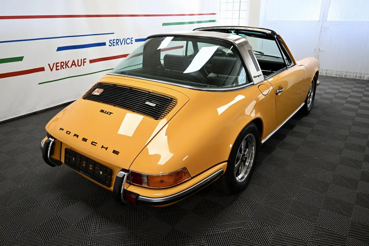 Porsche 911 T 2.4 Targa Ölklappe *RESTAURIERT*, foto 5