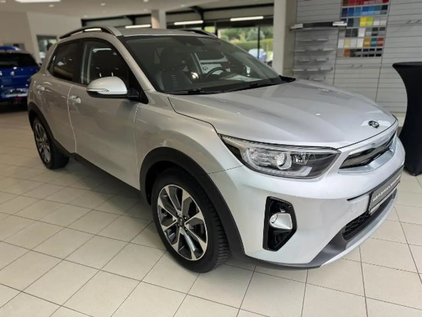 Kia Stonic 1.4 Spirit (EURO 6d-TEMP)  + AHK Silber - 1