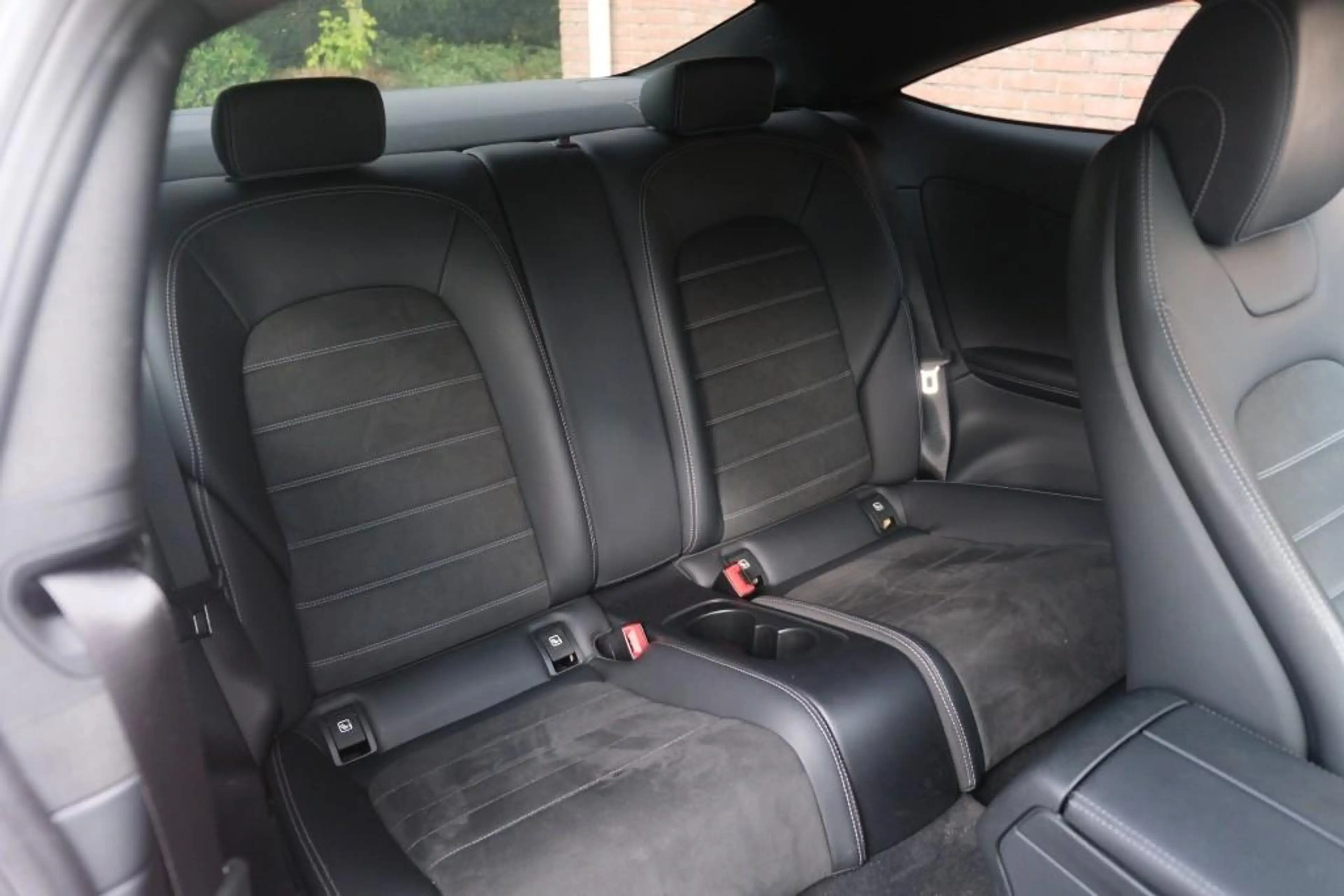 Mercedes-Benz C 180 156pk Aut. Coupe AMG Line - Panoramadak - 360° cam — photo 3