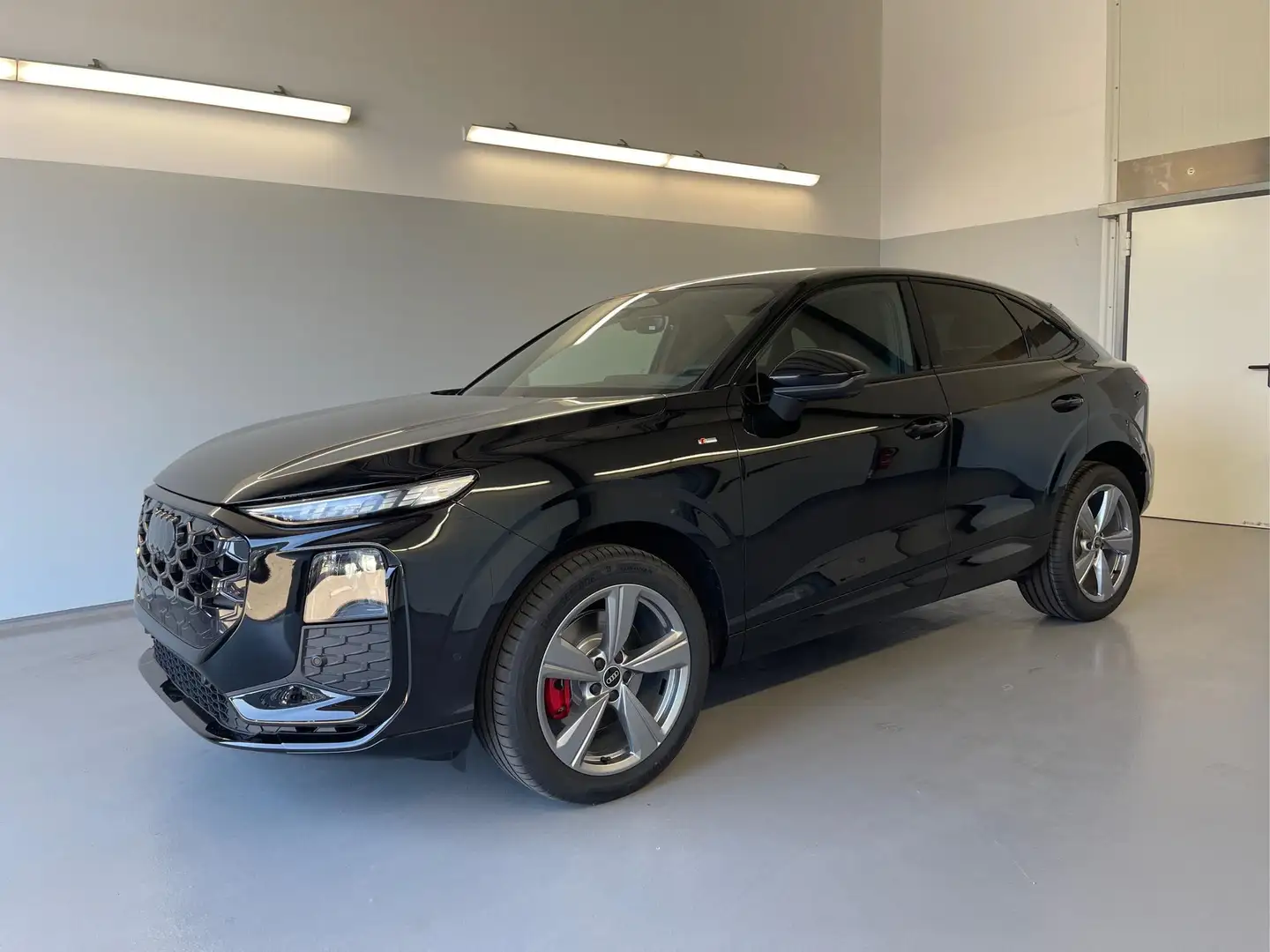 Audi Q3 Sportback NEU TFSI quattro S line TechPro+Matri... Schwarz - 1