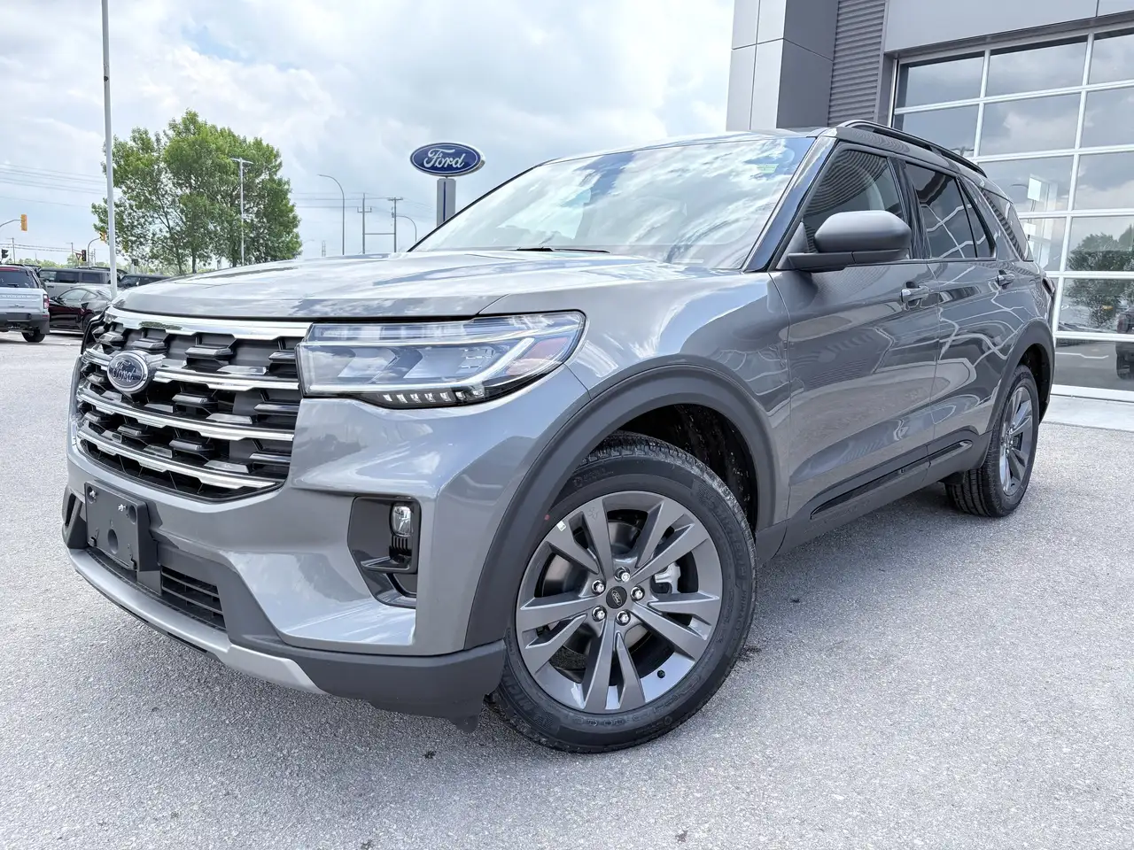 Ford Explorer снимка Ford Explorer