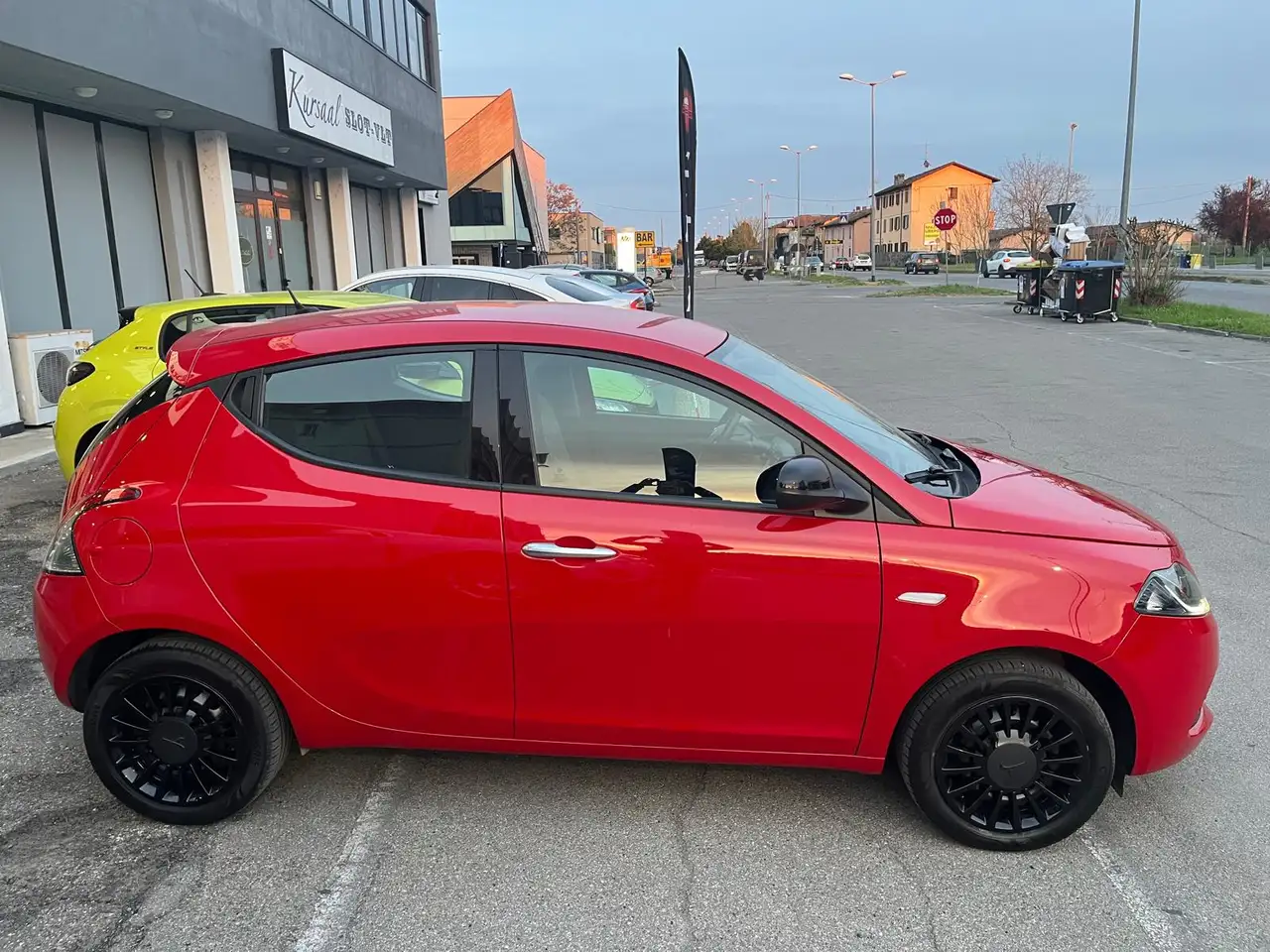Lancia Ypsilon 2022 — фото 6