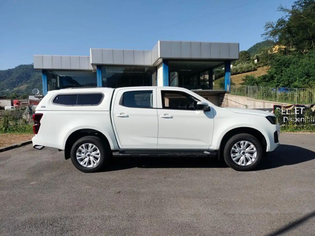Isuzu Model not specified 2025
