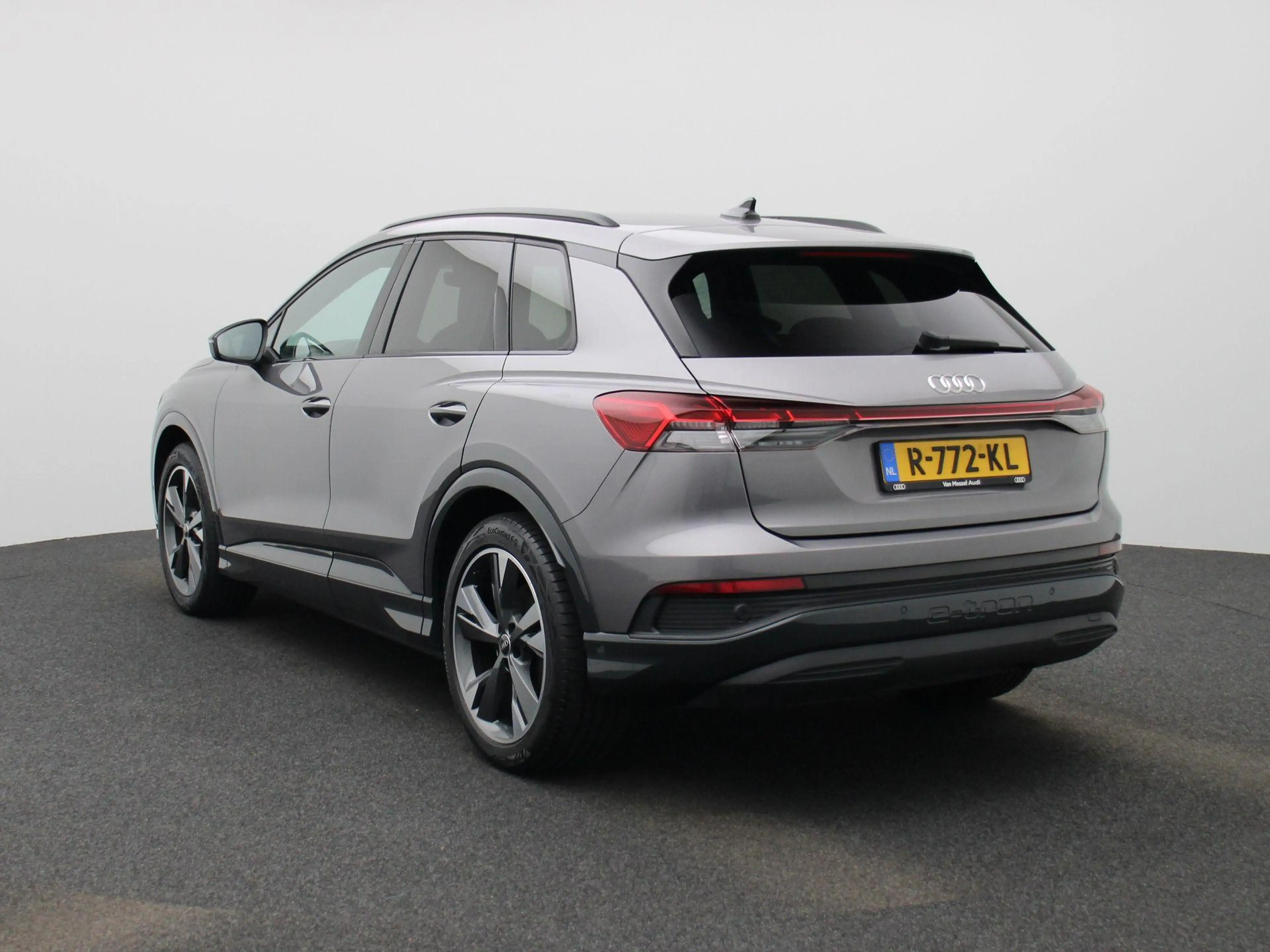 Audi Q4 e-tron 40 Launch edition Advanced Plus 77 kWh 204 PK — photo 3