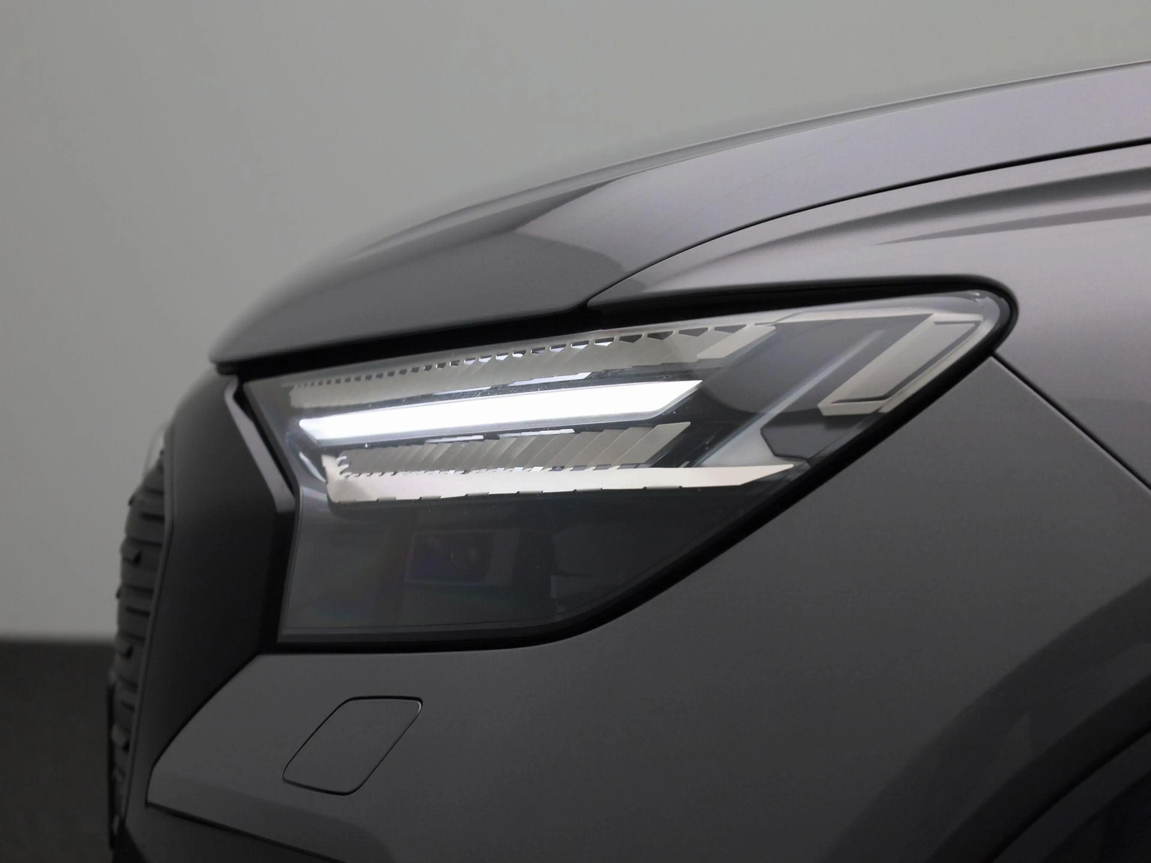 Audi Q4 e-tron 40 Launch edition Advanced Plus 77 kWh 204 PK — photo 8