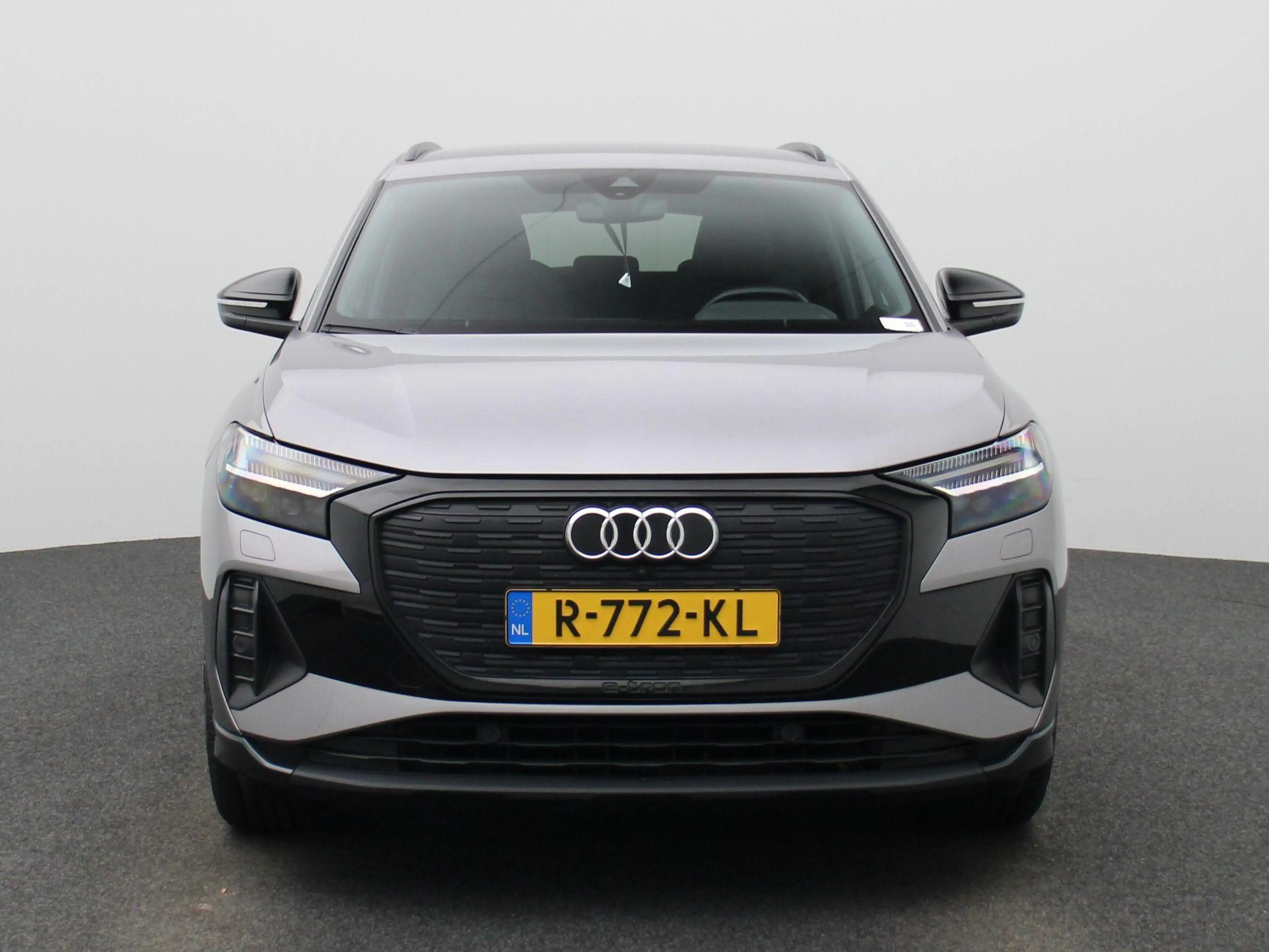 Audi Q4 e-tron 40 Launch edition Advanced Plus 77 kWh 204 PK — photo 2
