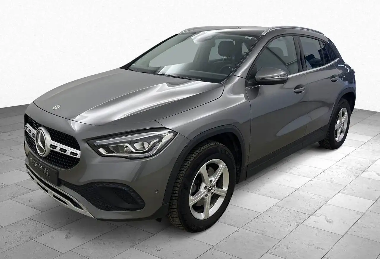 Mercedes-Benz GLA 180 d MBUX*Kamera*LED*Navi*17*DAB*1Hand 4