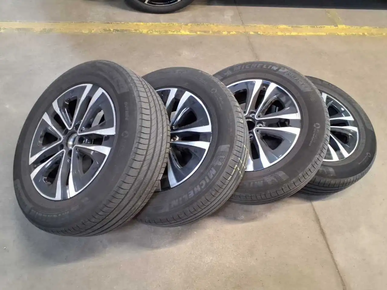 Mercedes-Benz GLA 180 d MBUX*Kamera*LED*Navi*17*DAB*1Hand 20