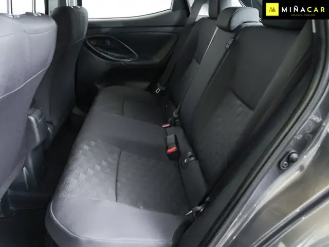 Toyota Yaris view 8
