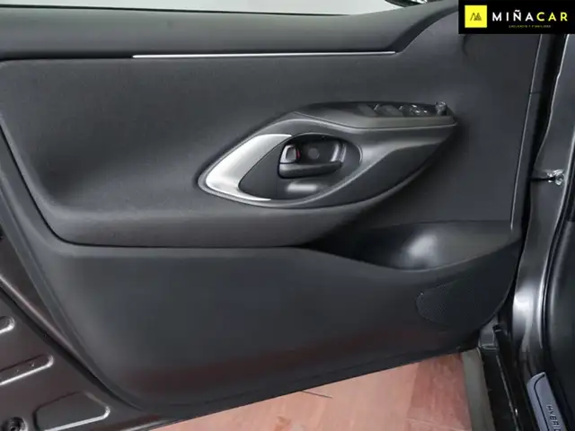 Toyota Yaris view 24