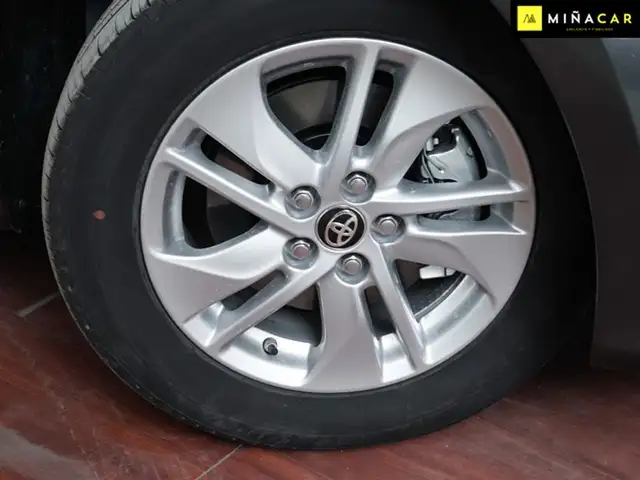Toyota Yaris view 27