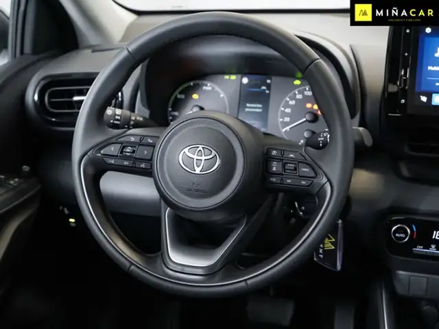 Toyota Yaris view 15