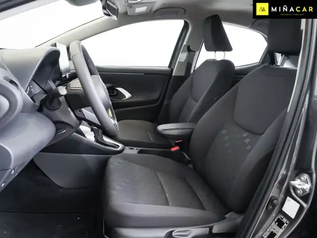 Toyota Yaris view 7