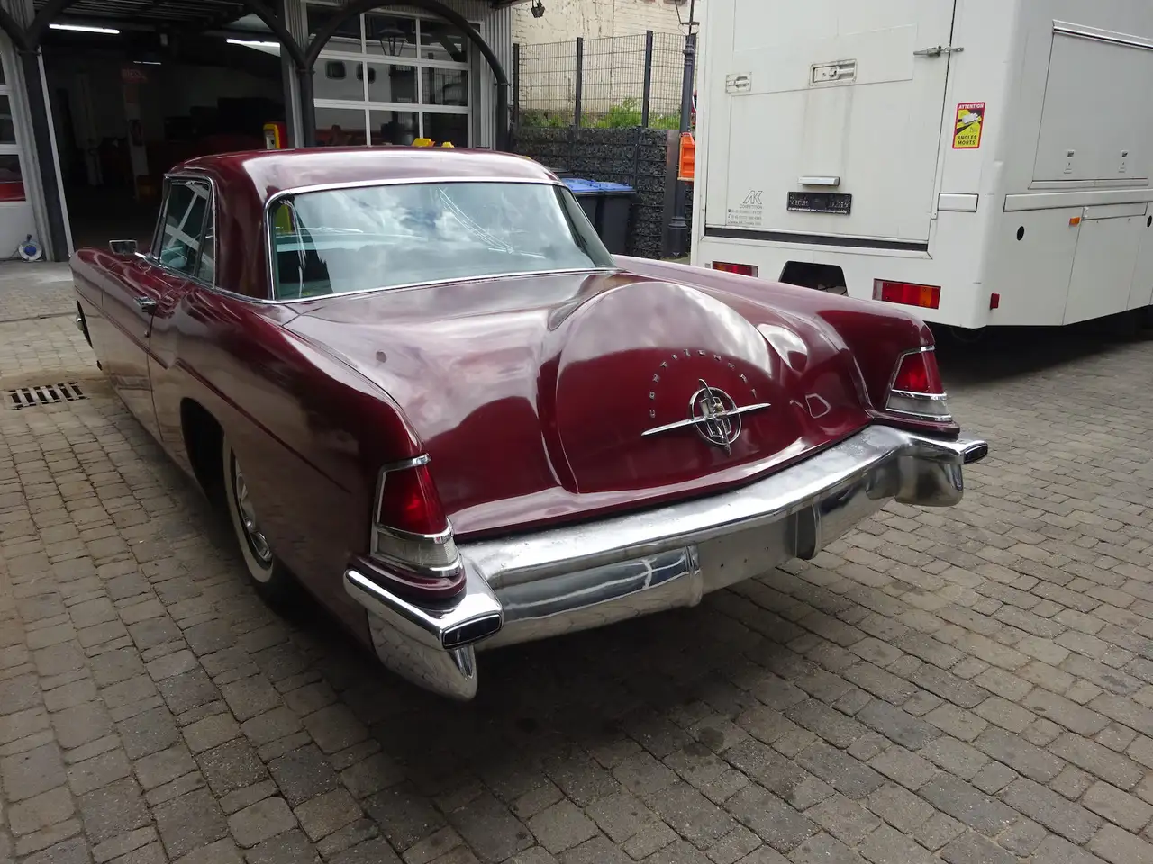 Lincoln Mark II Coupe, foto 3
