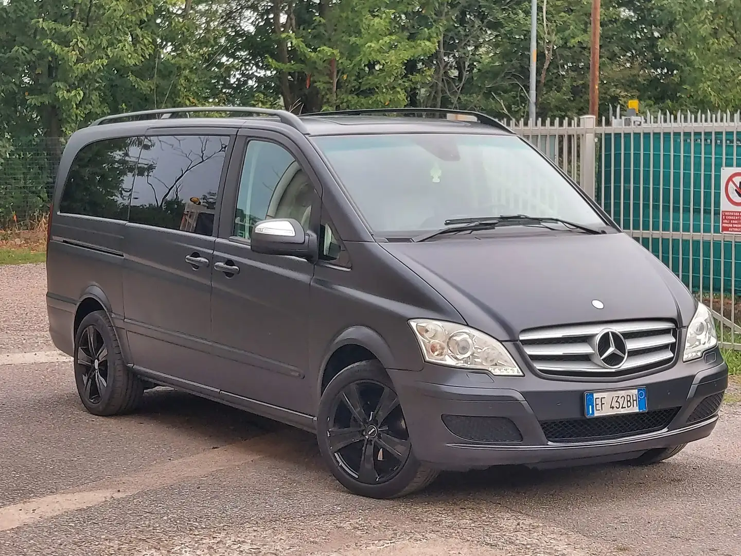 Mercedes-Benz Viano 3.0 cdi V6 8 posti  autom (224CV) unico proprietar Nero - 1