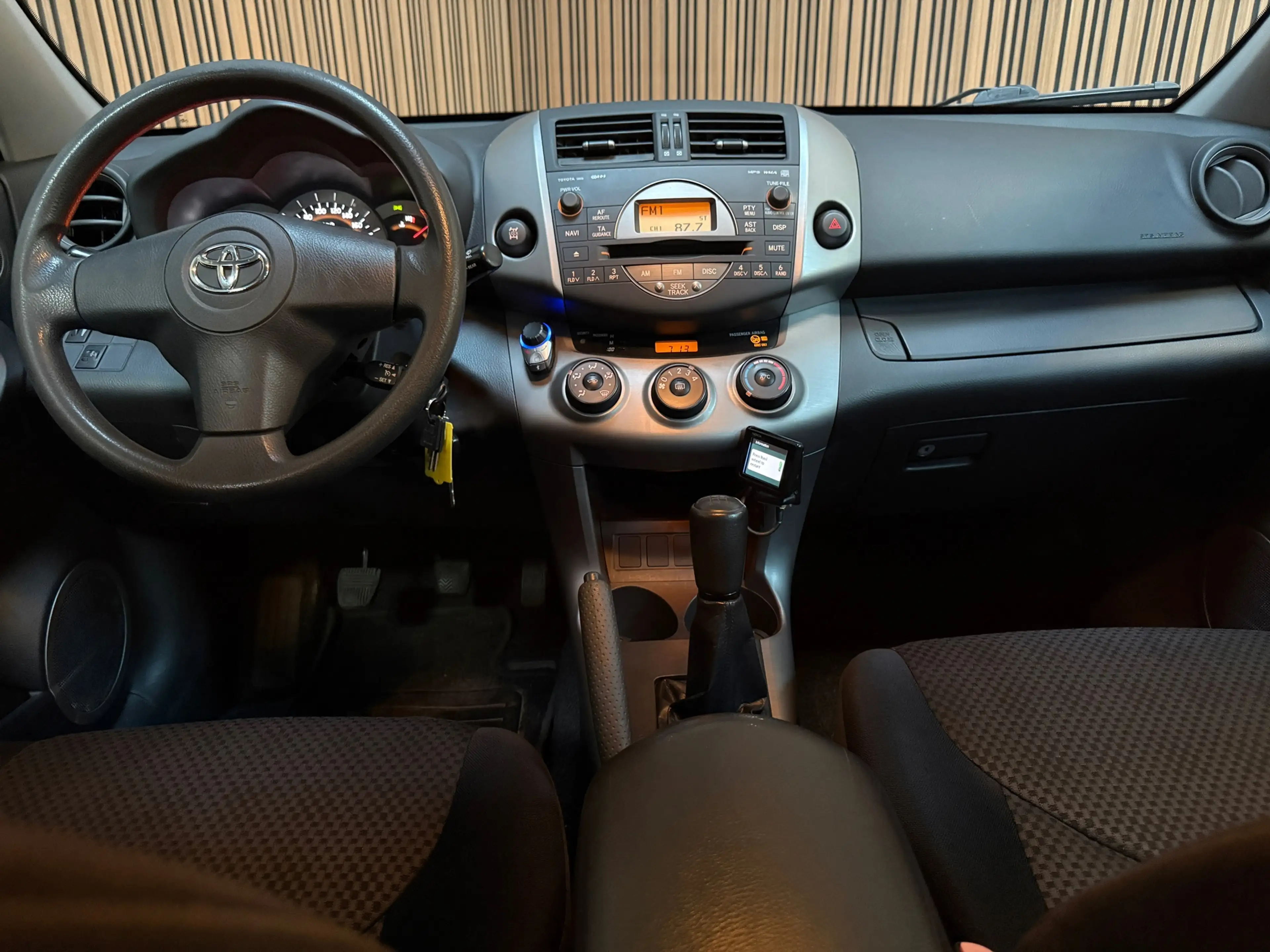 Toyota RAV 4 2.0 VVTi Linea Terra. Zeldzaam nette auto! Trekhaa — photo 9