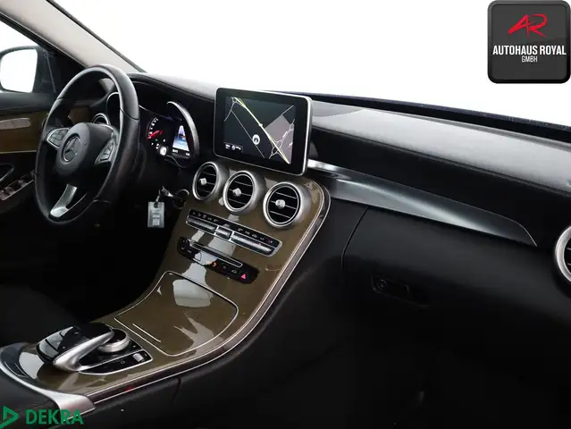 Mercedes-Benz C-Class view 10