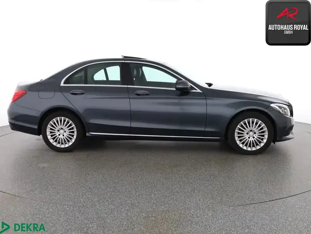 Mercedes-Benz C-Class view 6