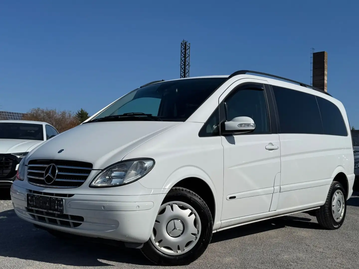 Mercedes-Benz Viano 2.2 CDI kompakt/ Blanc - 1