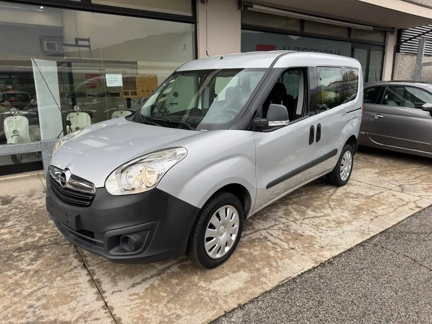 Opel Combo 1.4 TOUR SELECTIVE Silber - 1