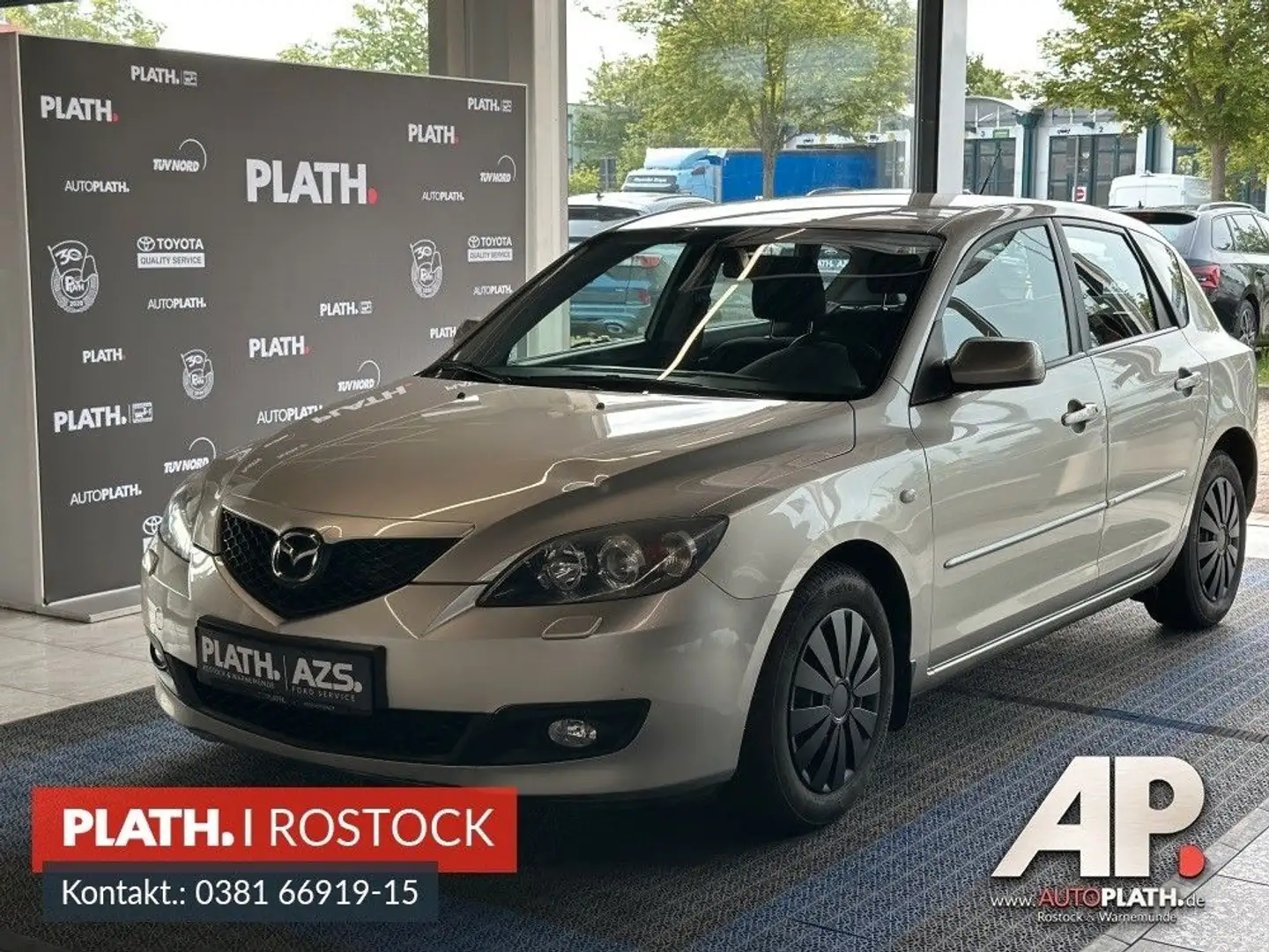 Mazda 3 Lim. 1.6 Sport Active Silber - 1