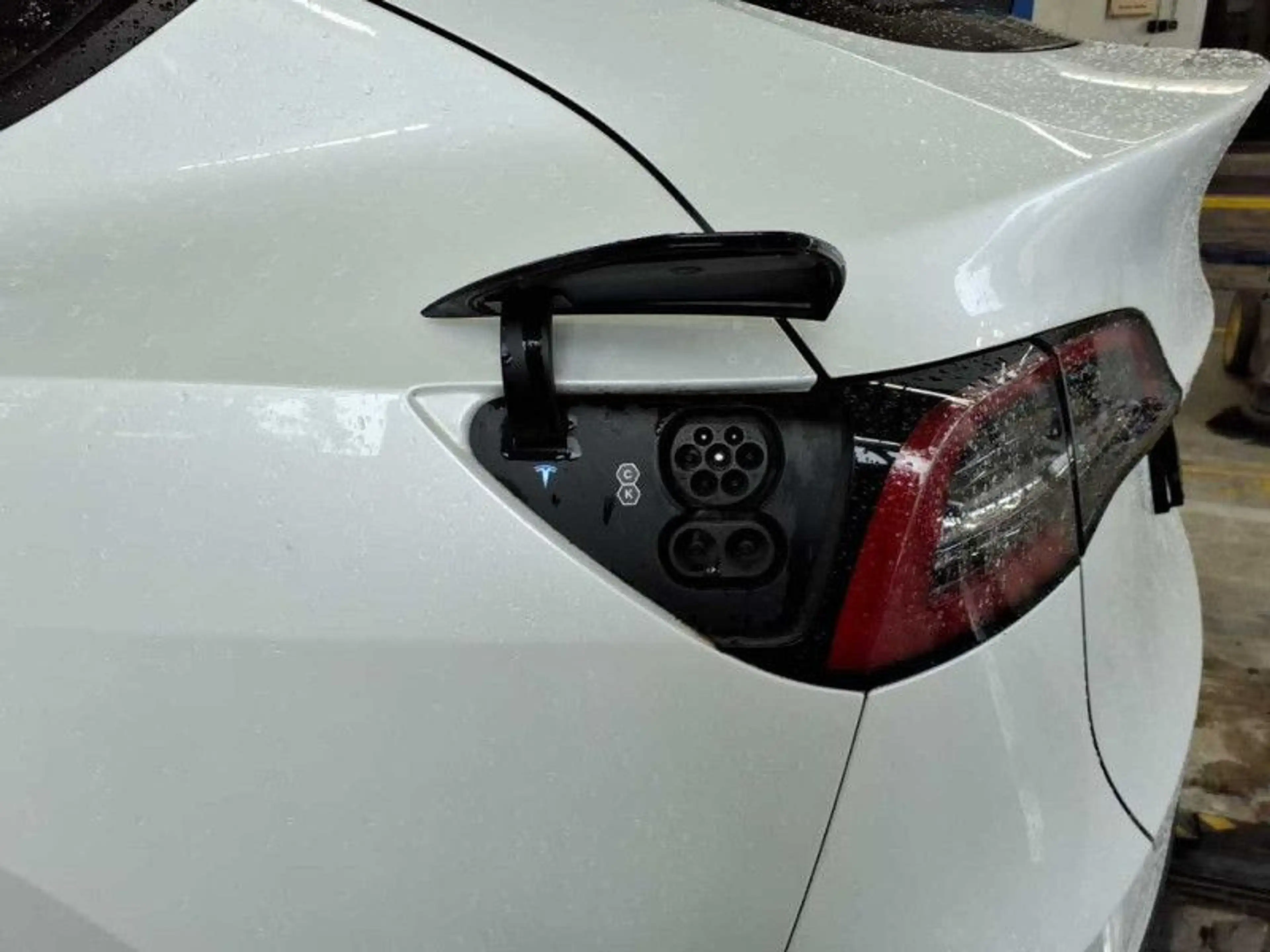 Tesla Model Y Long Range Dual AWDA.pilot Pr. Int. — photo 6