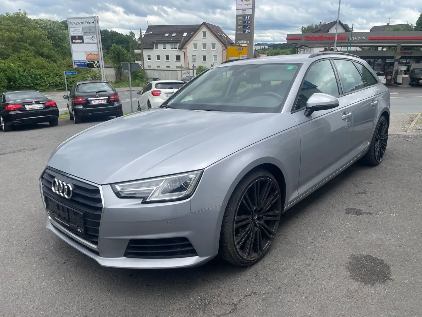 Audi A4 Avant basis ultra Argent - 2