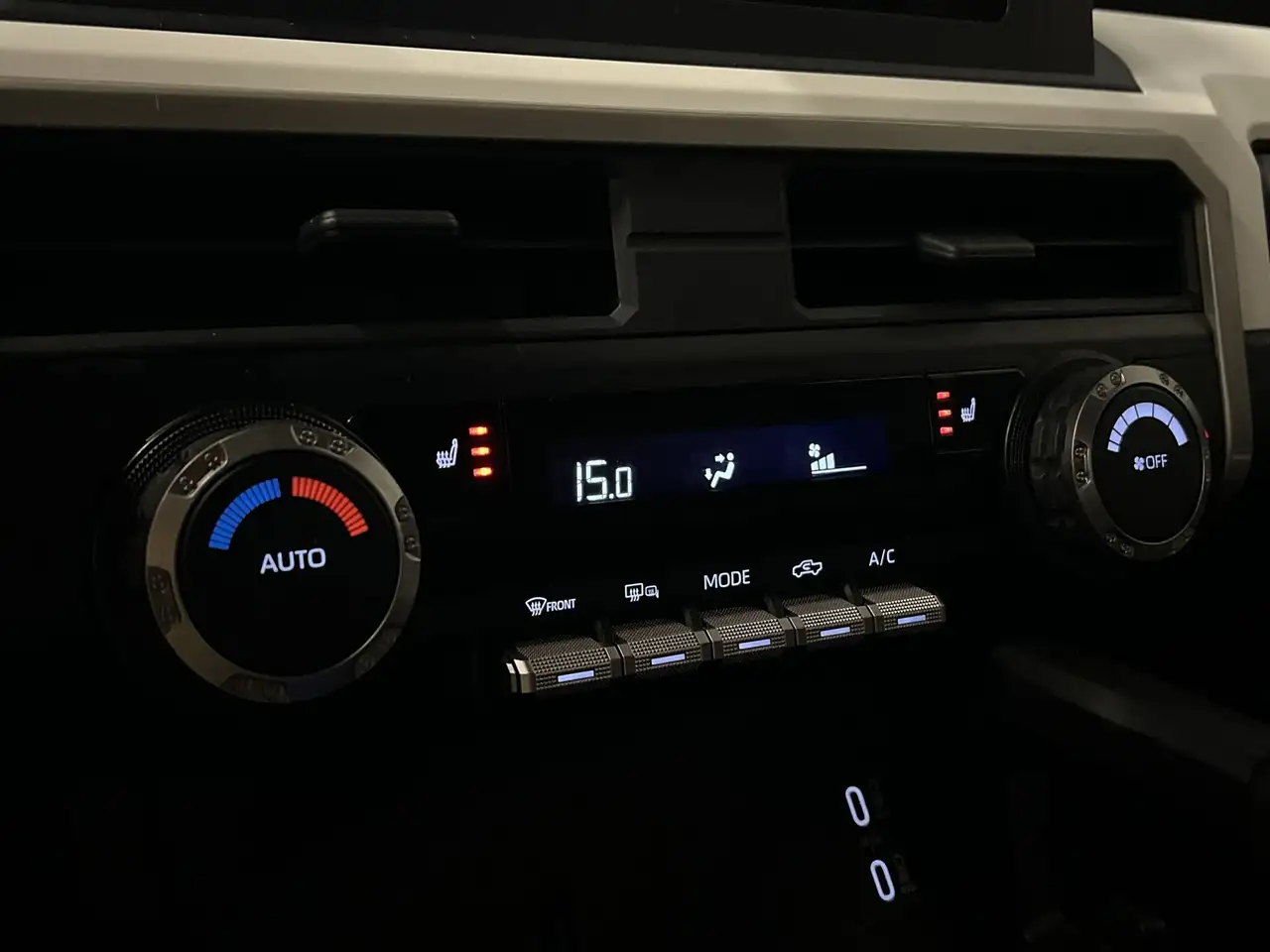Toyota Tacoma снимка Toyota Tacoma