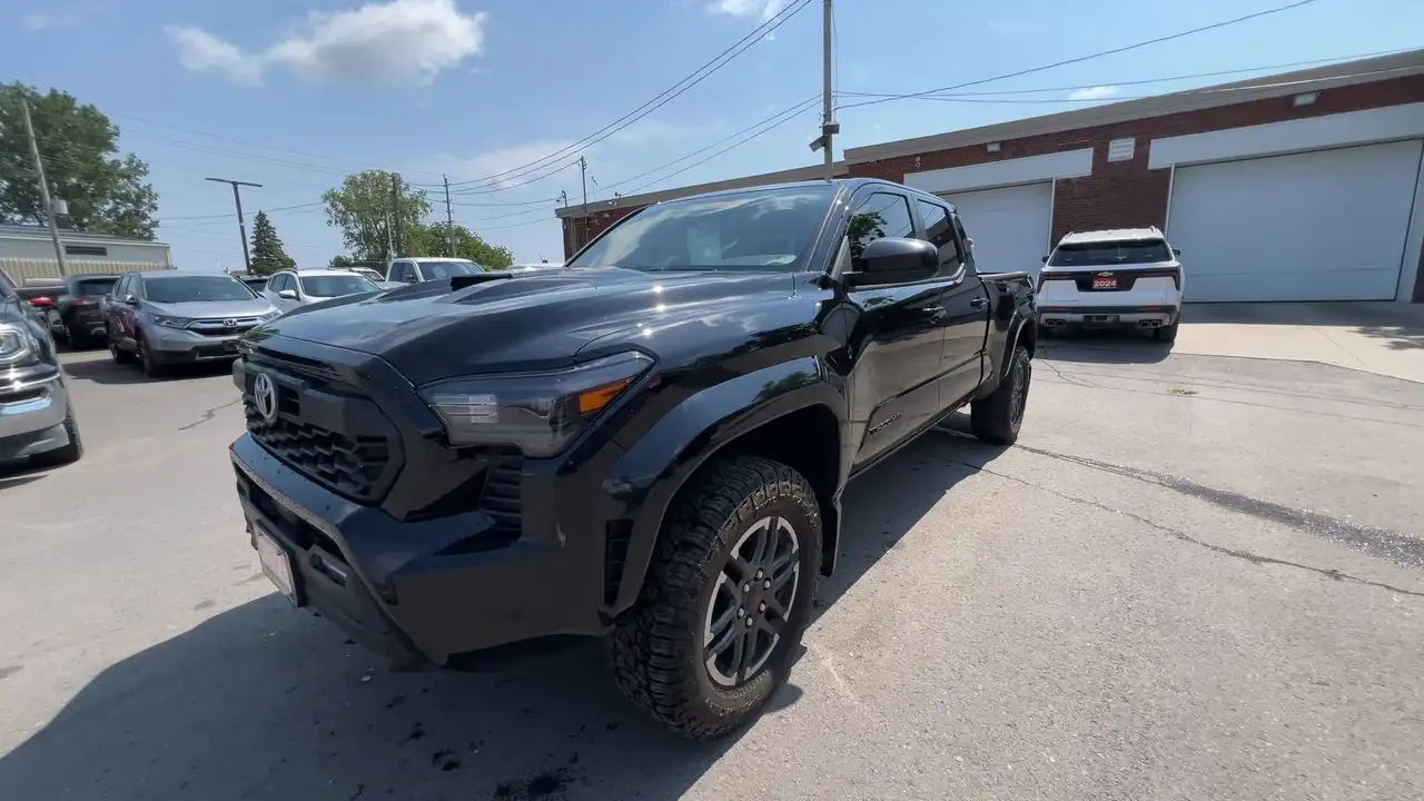 Toyota Tacoma снимка Toyota Tacoma