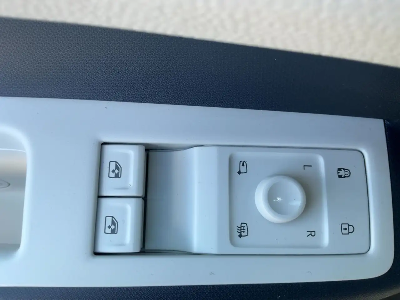 Volkswagen Id. Buzz ID.Buzz Pro MATRIX+NAVI+AHK+ACC+SHZ+DAB+360°+21Z, миниатюра 19