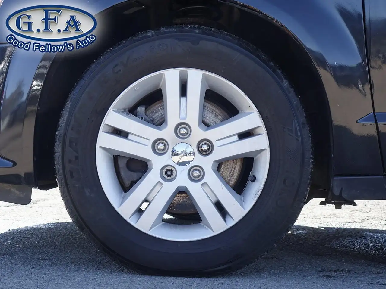 Dodge Grand Caravan photo Dodge Grand Caravan