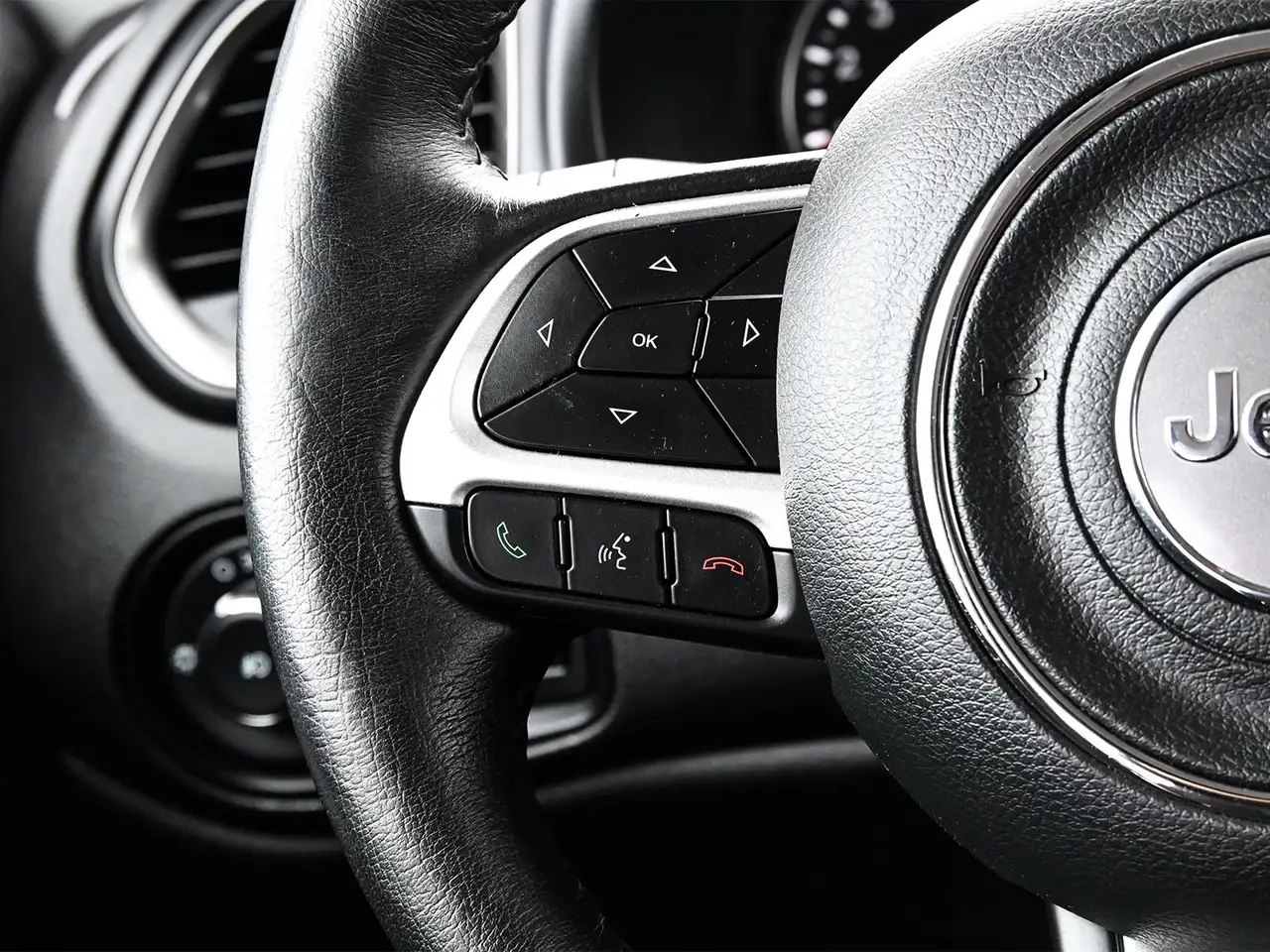 Jeep Renegade снимка Jeep Renegade