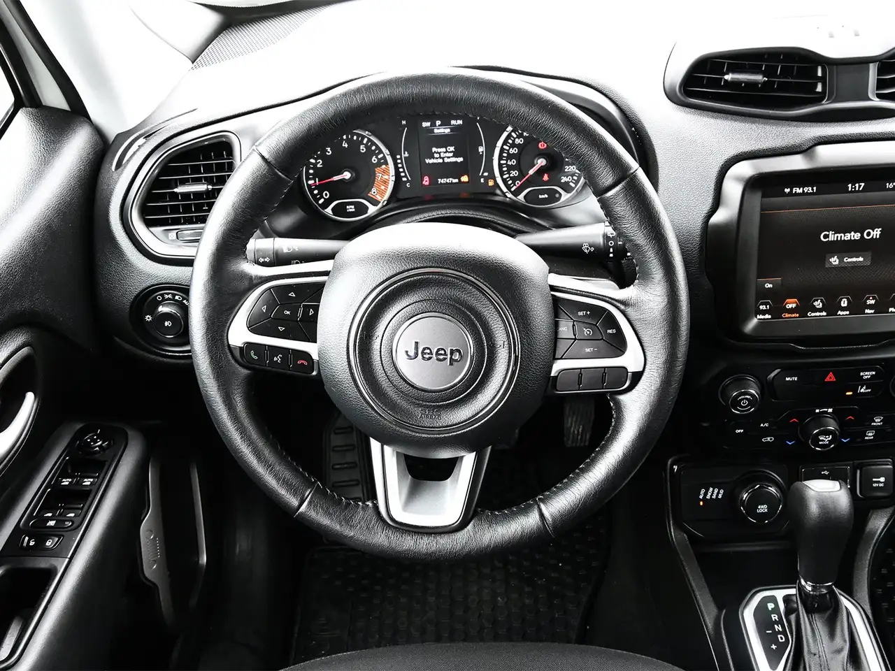 Jeep Renegade снимка Jeep Renegade