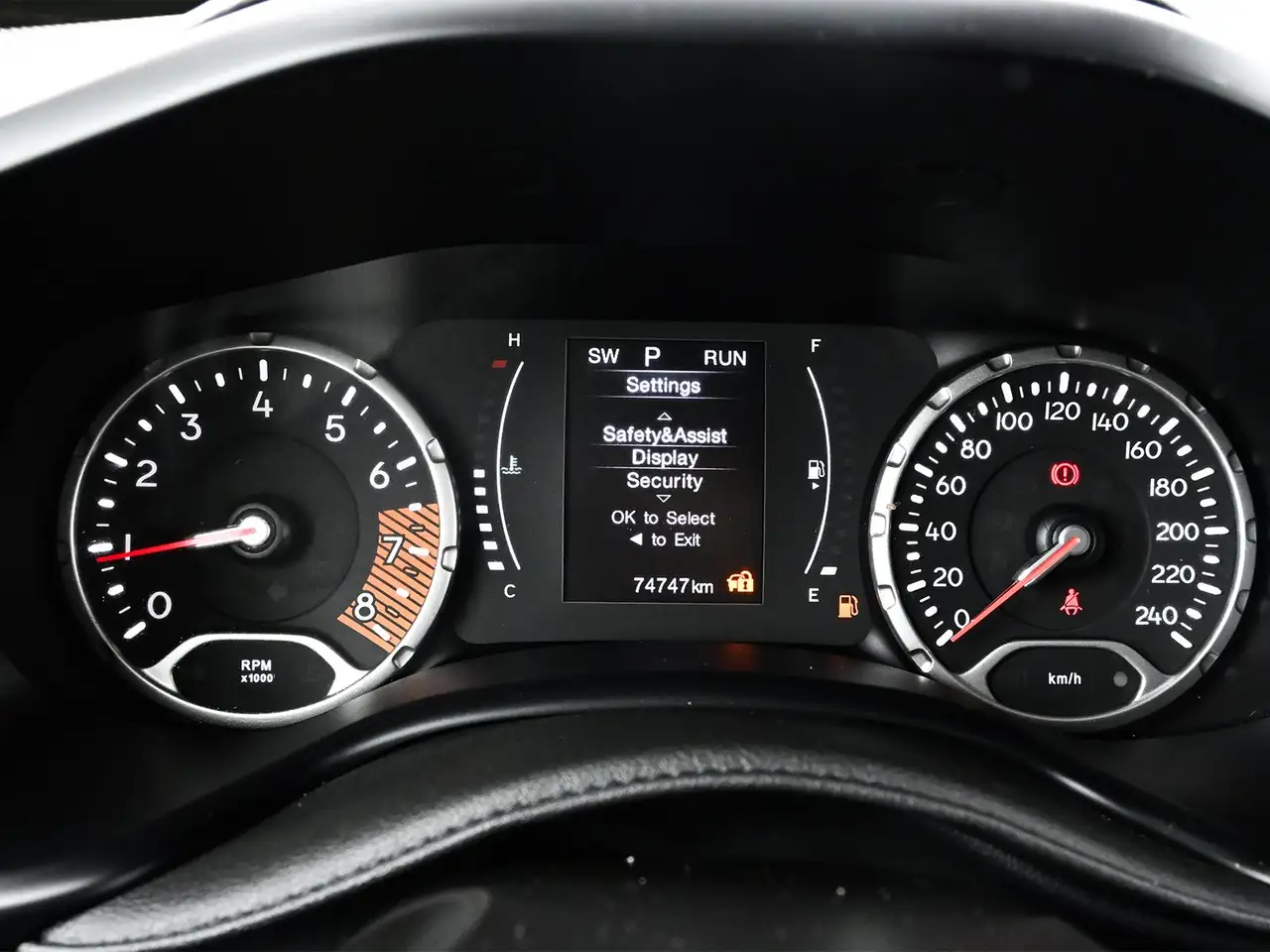 Jeep Renegade снимка Jeep Renegade
