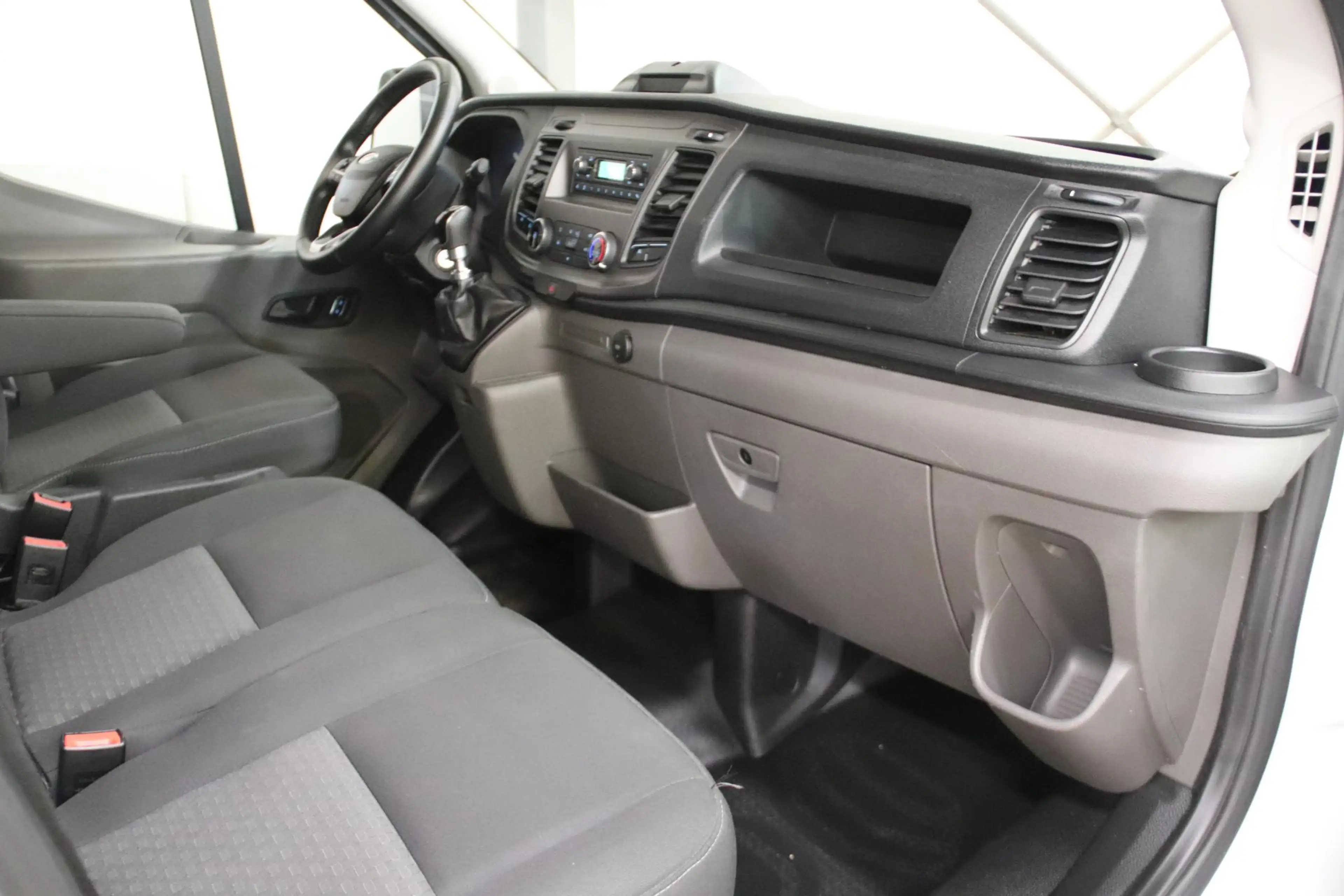 Ford Transit 2.0 TDCI BAKWAGEN MEUBELBAK AIRCO EURO 6 — photo 6