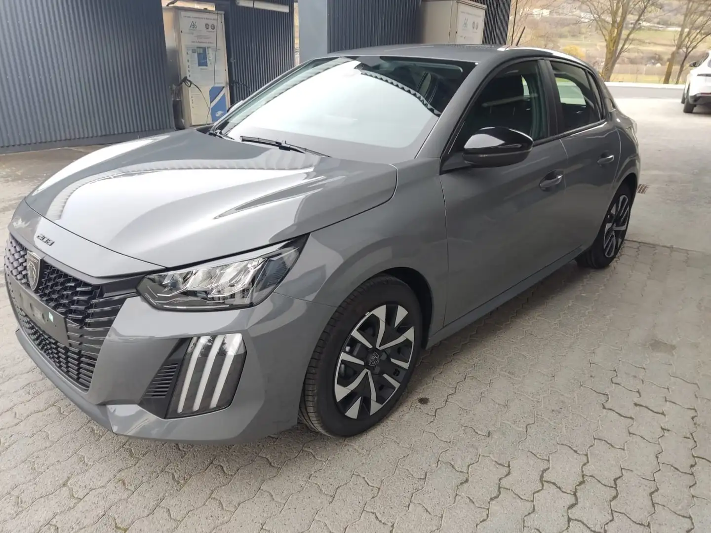Peugeot 208 1.2 puretech Style Gris - 2