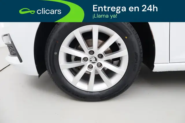Skoda Scala view 11