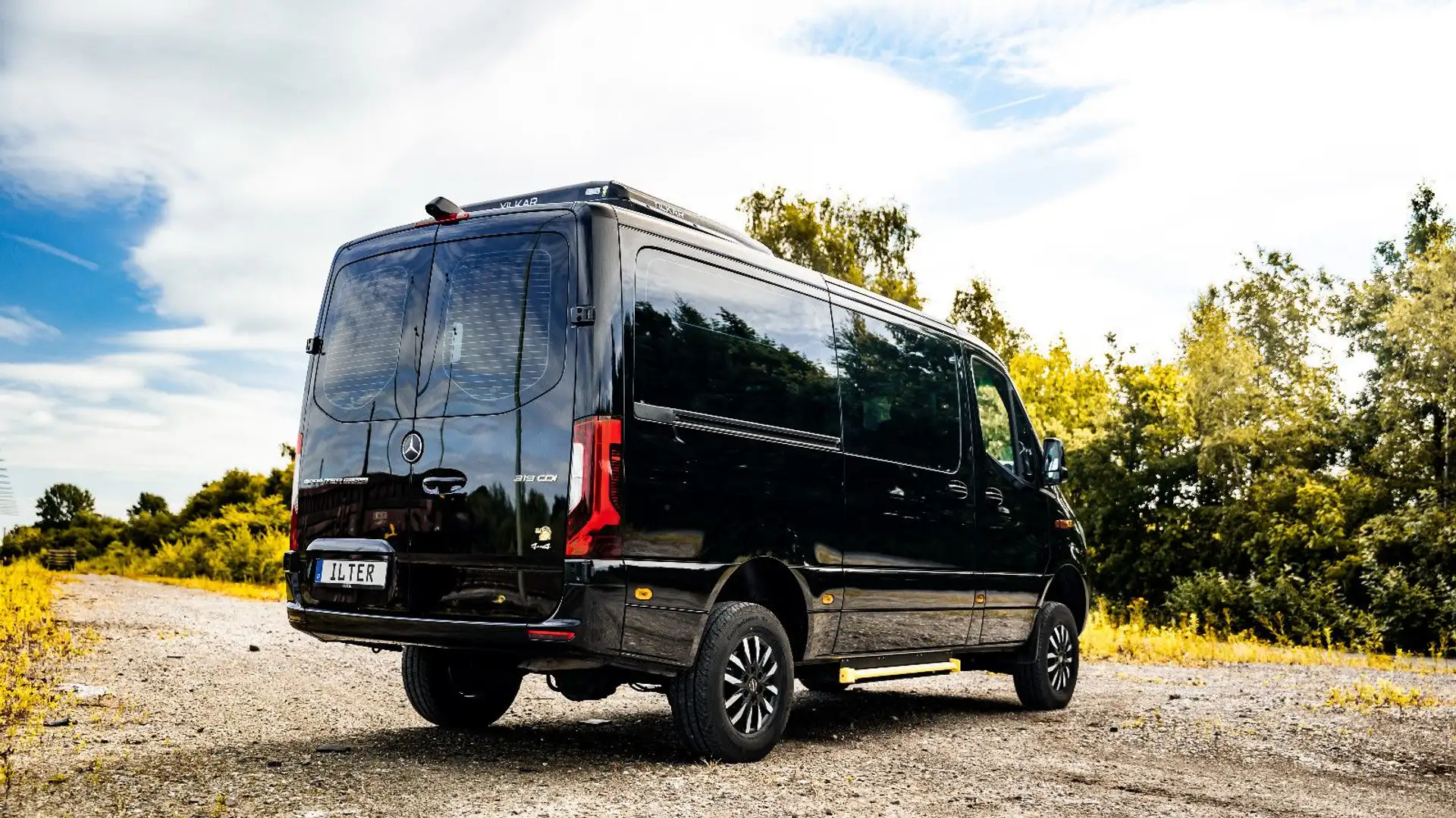 Mercedes-Benz Sprinter 319 CDI 4x4 Allrad VIP 8+1 Tourismus LE Schwarz - 2