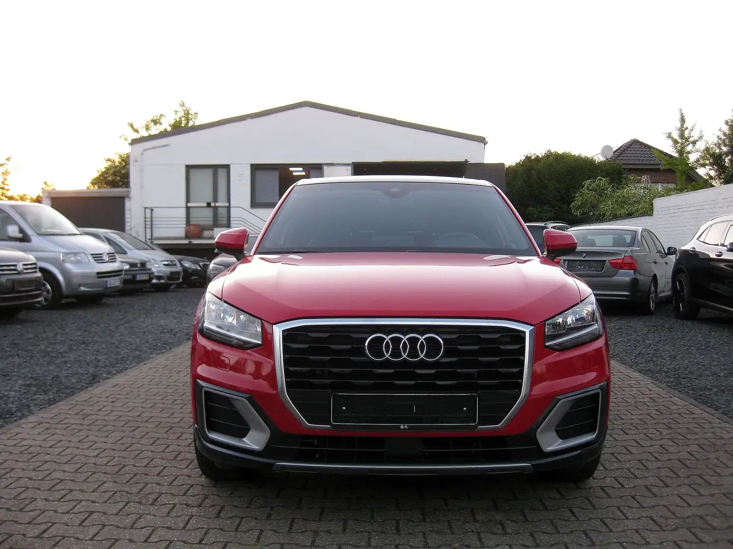 Audi Q2 1.6 TDI,Climatronic,Navi,Pano,VolldigitalesCockpit Rouge - 2