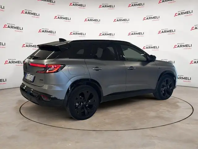 Renault Austral view 4