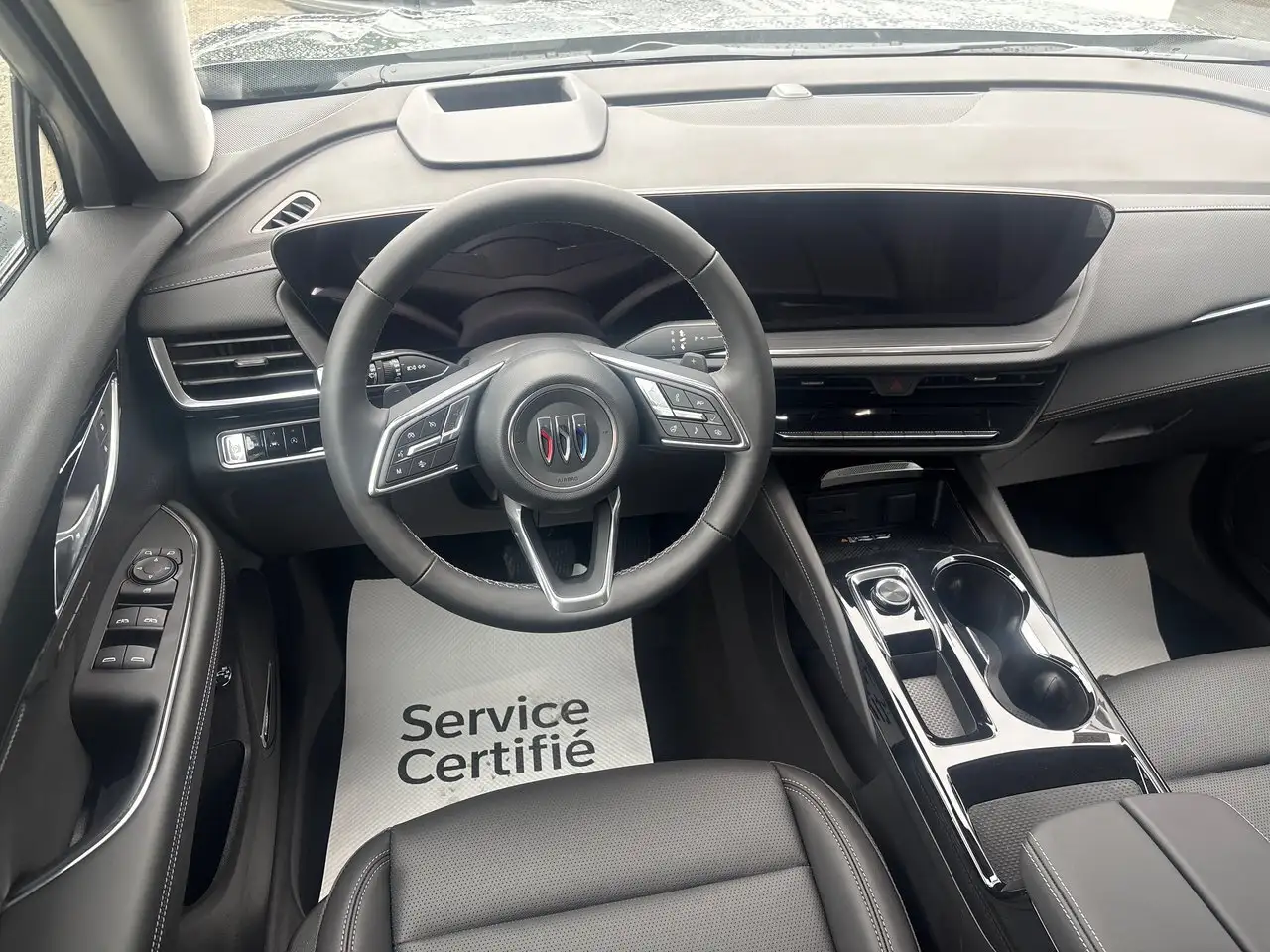 Buick Envision снимка Buick Envision