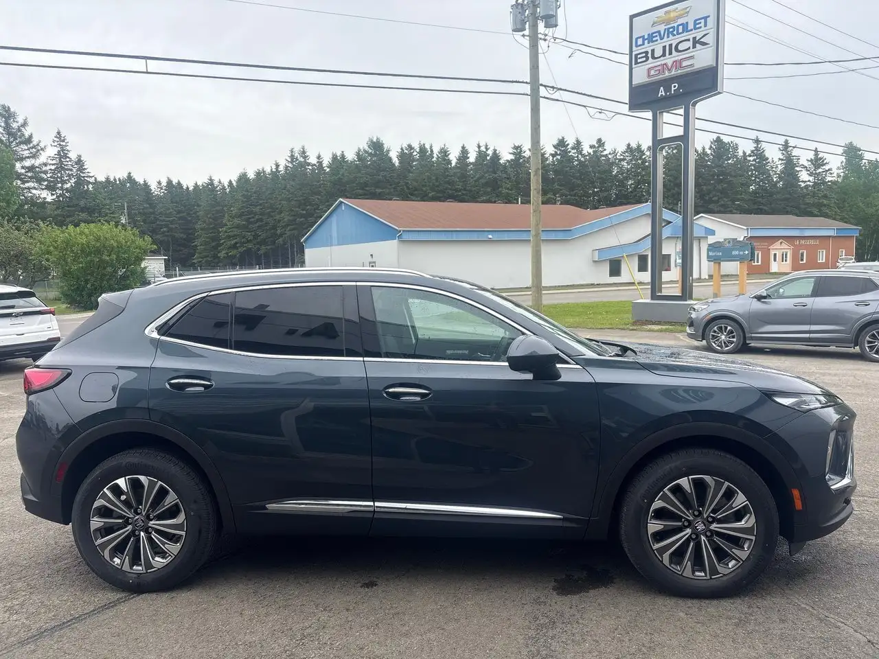 Buick Envision снимка Buick Envision