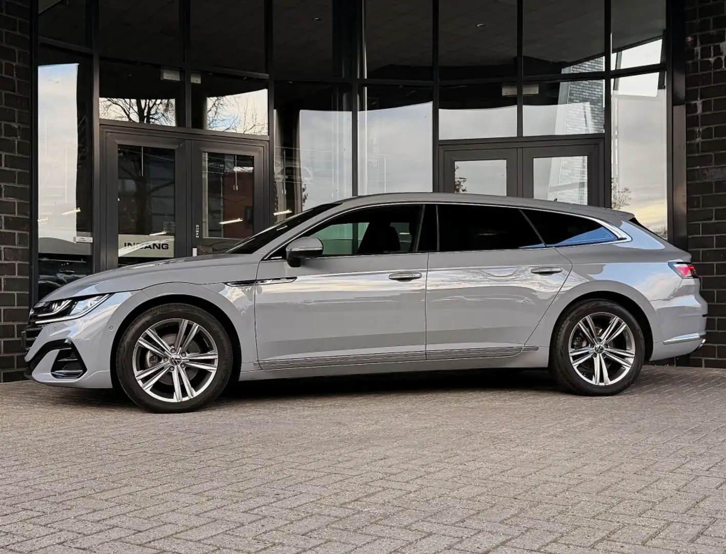 Volkswagen Arteon SHOOTING BRAKE 1.4 TSi eHYBRID - R-LINE - TREKH. - Grau - 2