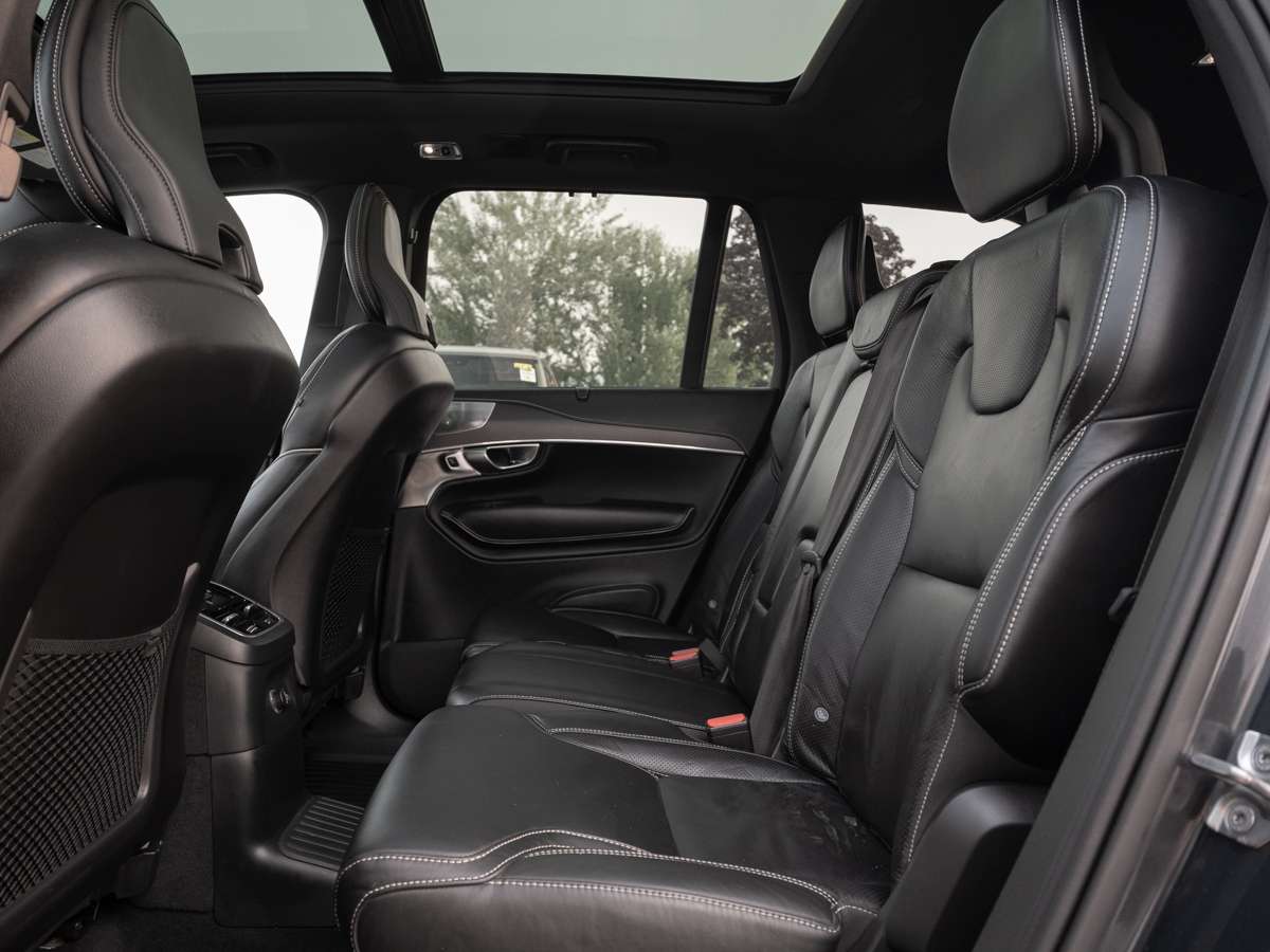 2019 Volvo XC90 R-DESIGN * CLEAN CARFAX * NO ACCIDENT * NAPPA LTHR — снимка 1