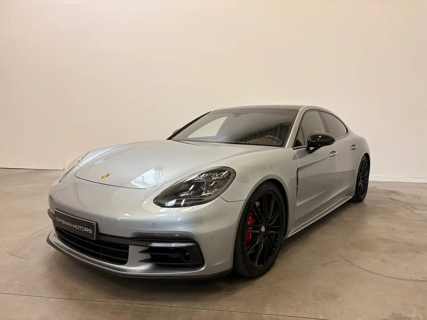 Porsche Panamera 4 E-Hybrid/21"/Pano/BOSE/Softclose/Chrono/Zetelvw. Silber - 1